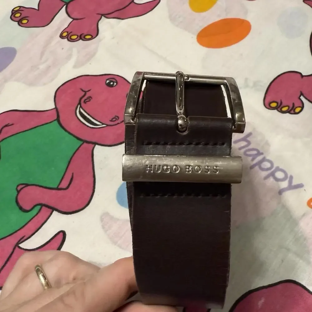 Vintage Hugo Boss Designer Mens US 36‎ Brown Leather Dress Belt Classic Italy